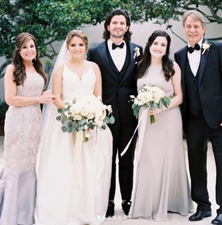 Jeff Foxworthy young daughter is married to her longtime boyfriend.
